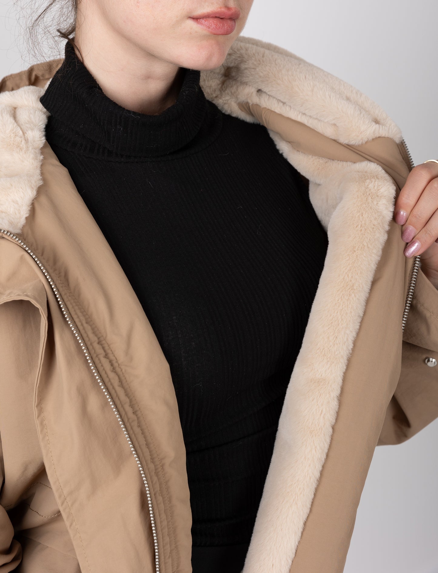 PARKA À CAPUCHE INTÉRIEUR FAUSSE FOURRURE