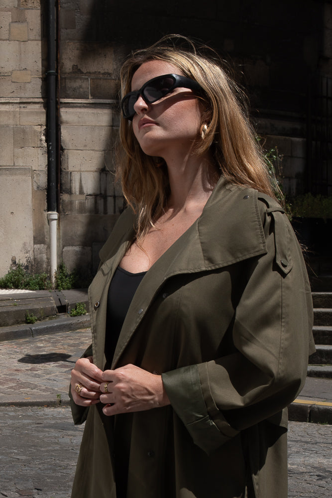 TRENCH LONG Á CEINTURE ET BOUTONS PRESSION
