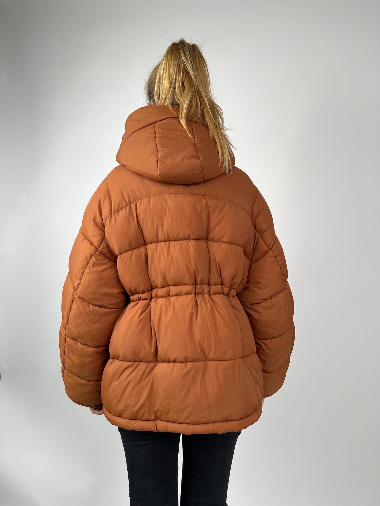 DOUDOUNE AVEC TAILLE AJUSTÉE