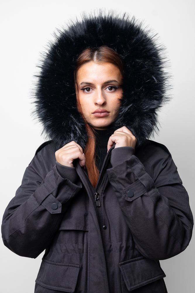 PARKA AVEC CAPUCHE ET INTÉRIEUR FAUSSE FOURRURE