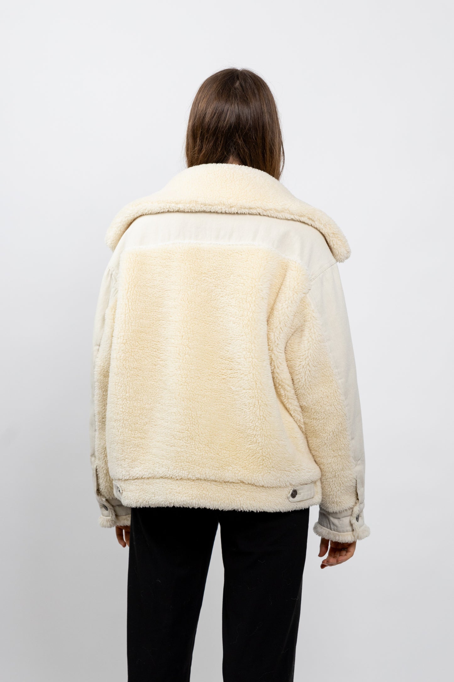 VESTE EN JEANS OVERSIZE DÉTAILS MOUTON