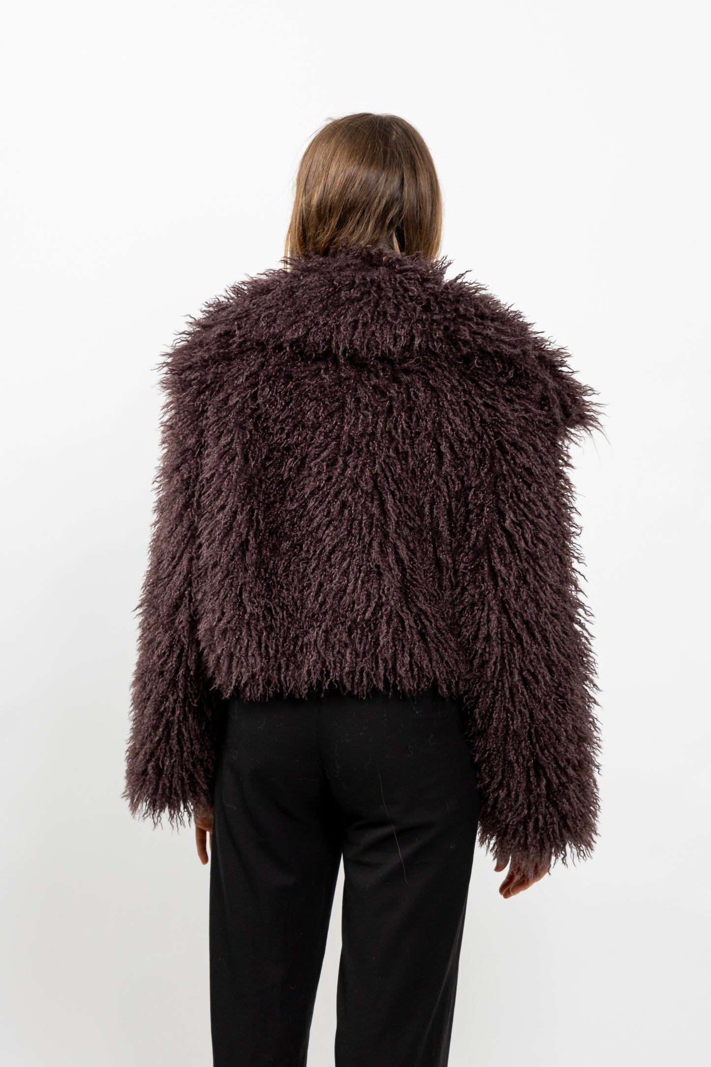 MANTEAU COURT EN FAUSSE FOURRURE MOUTON