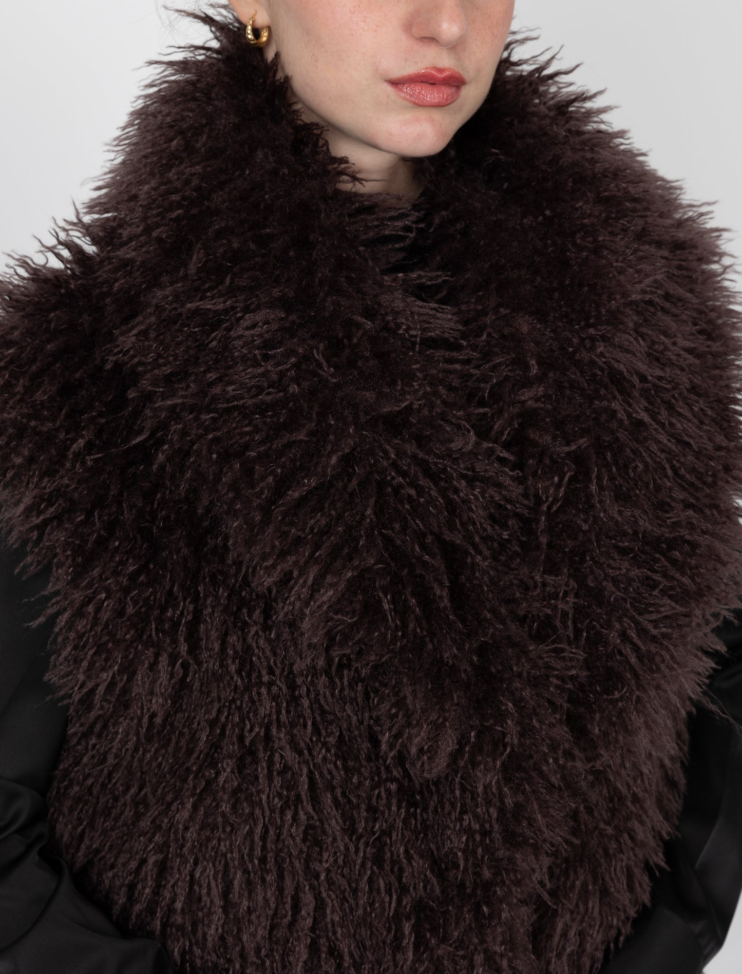 GILET SANS MANCHES EN FAUSSE FOURRURE MOUTON