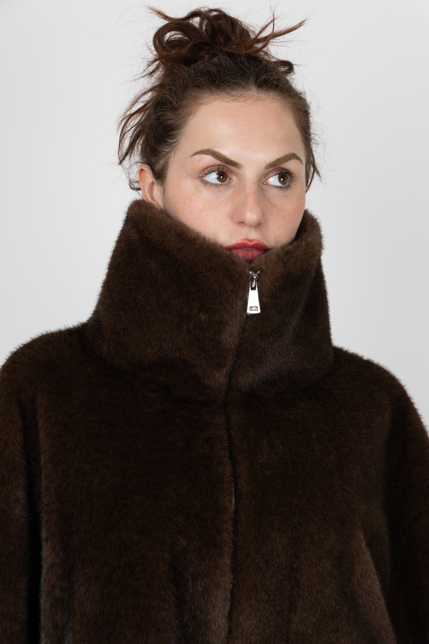 BLOUSON EN FAUSSE FOURRURE