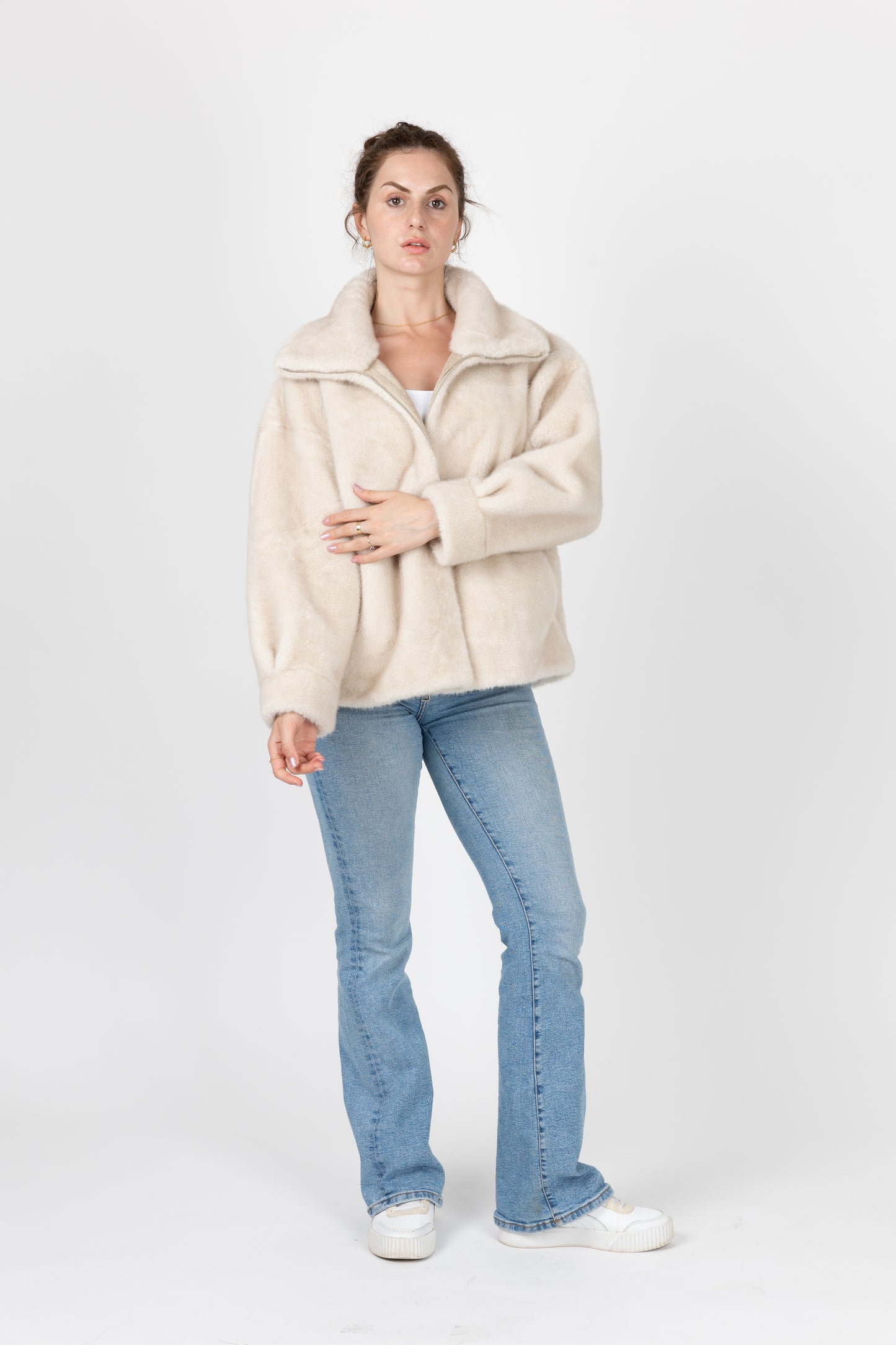 BLOUSON EN FAUSSE FOURRURE