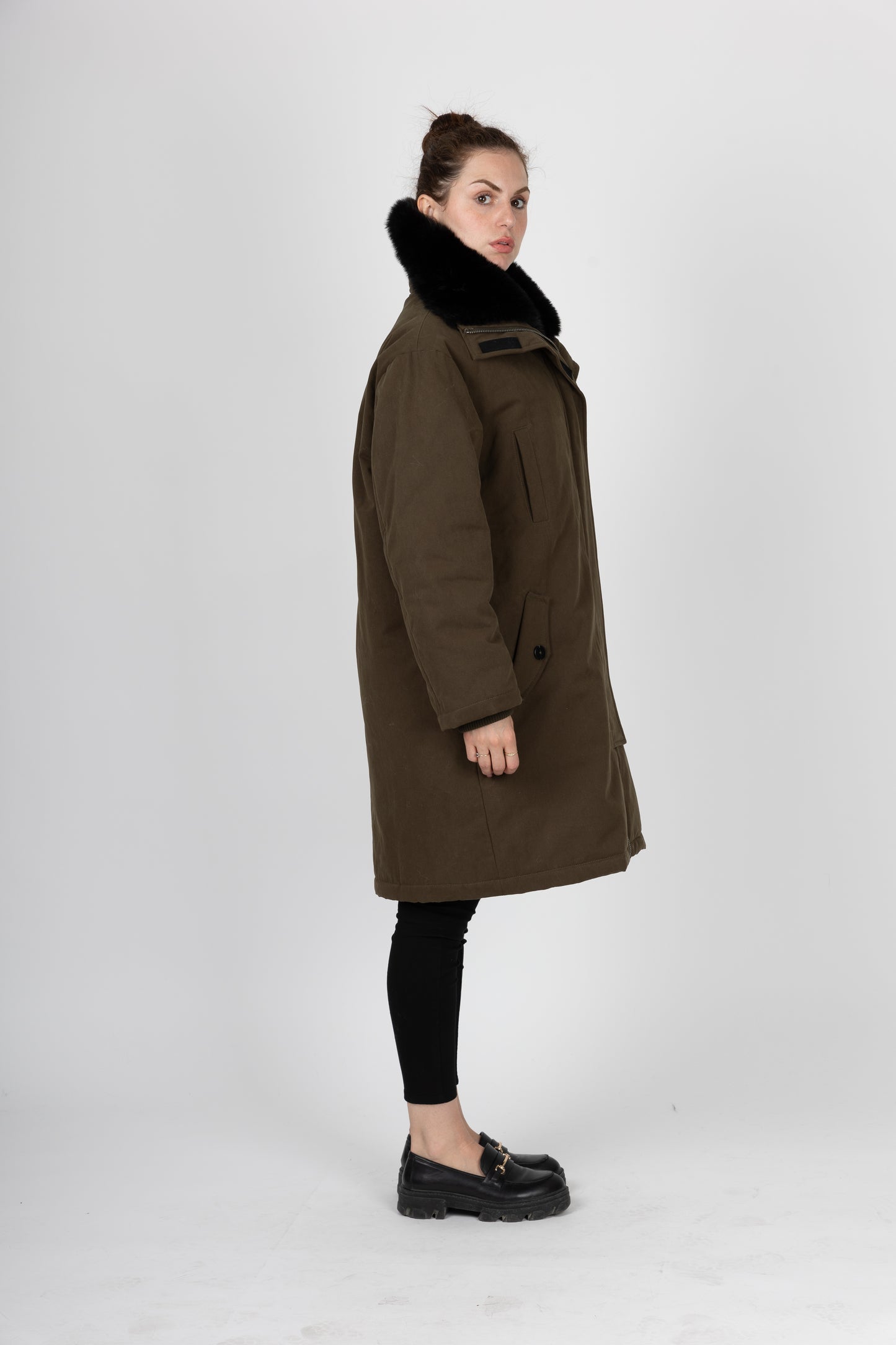 PARKA LONGUE AVEC INTÉRIEUR ET COL FAUSSE FOURRURE