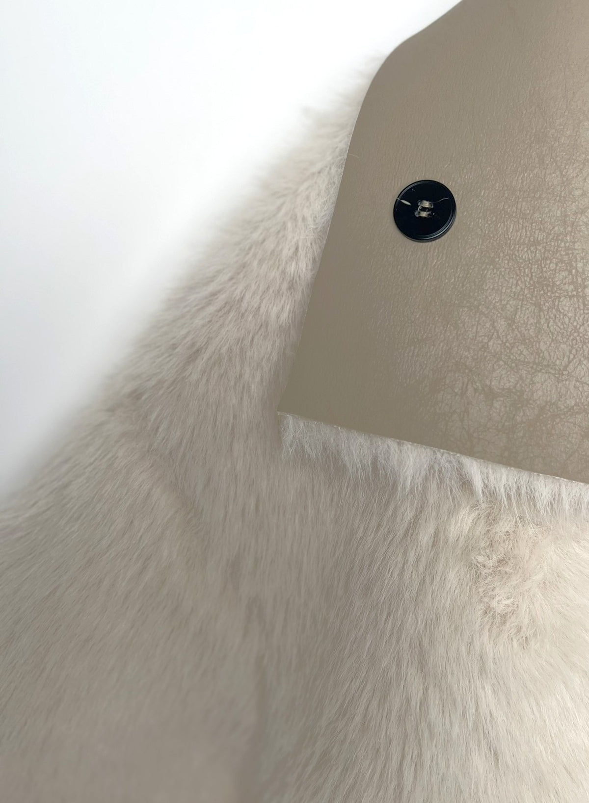 REVERSIBLE FAUX FUR SHORT COAT
