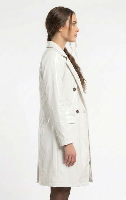 TRENCH EN VINYLE
