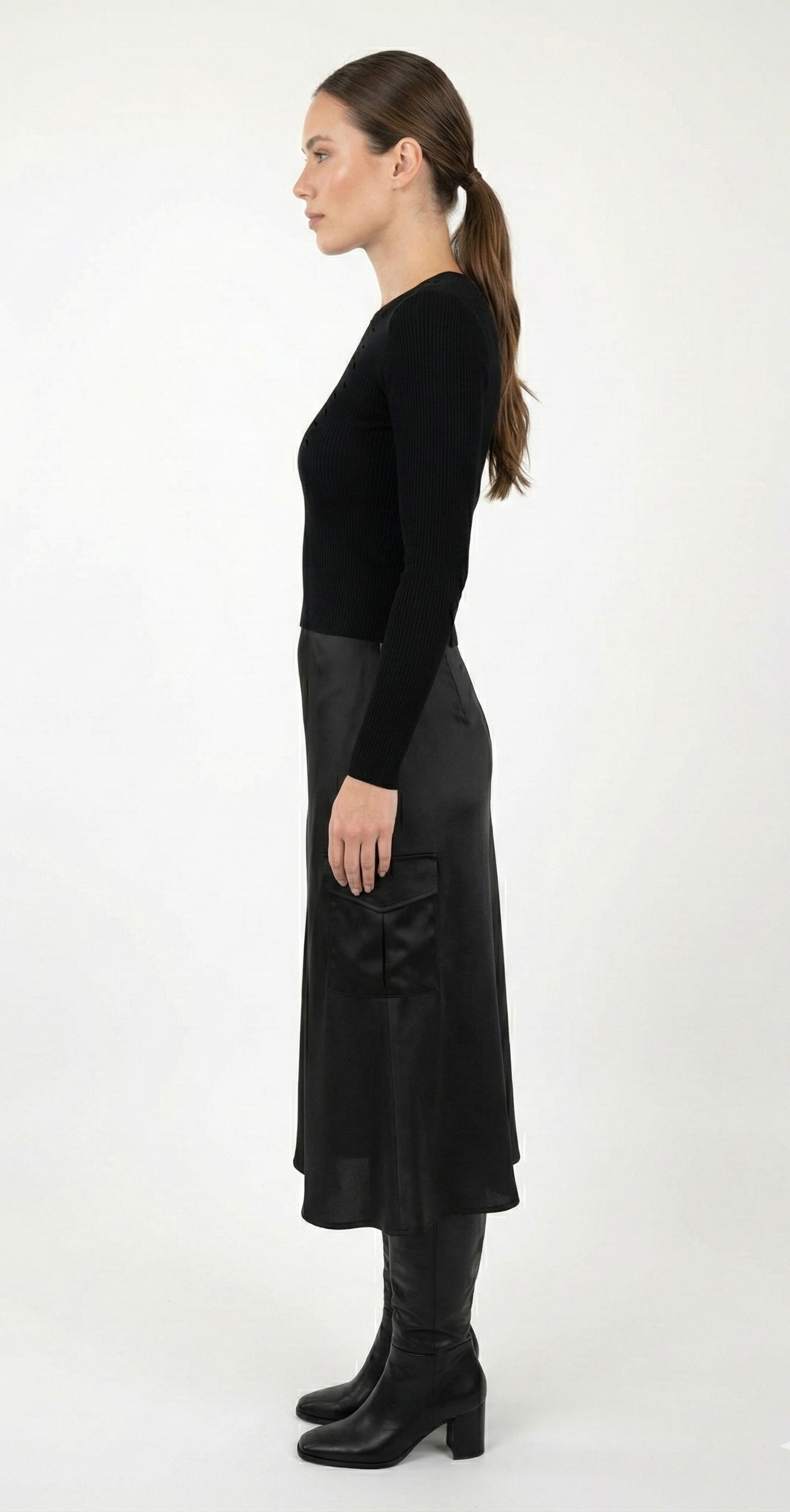 JUPE MI-LONGUE SATINÉE