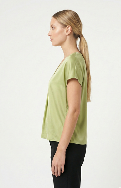 BLOUSE SATINÉE À MANCHES COURTES