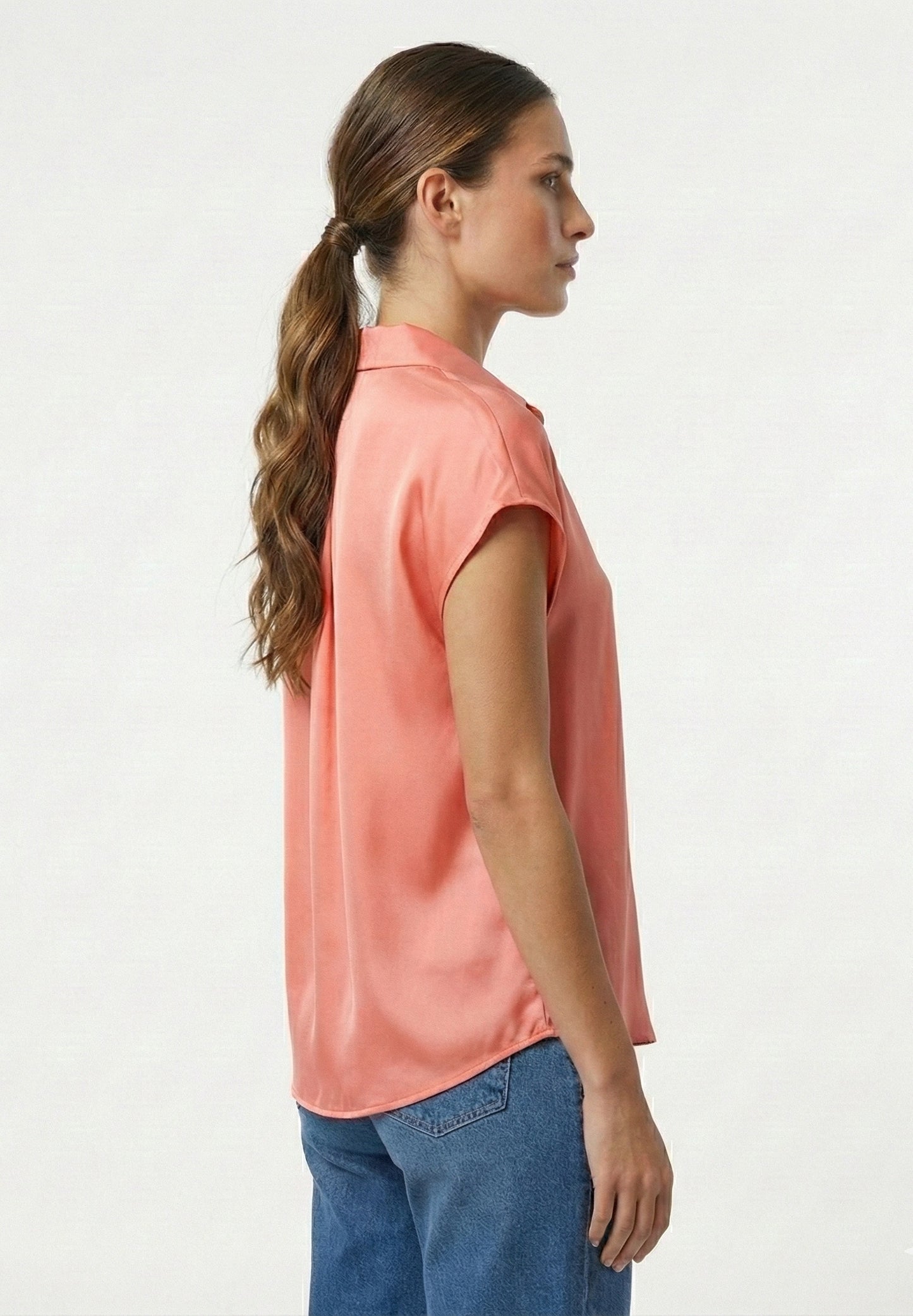 SATIN SHORT-SLEEVED SHIRT