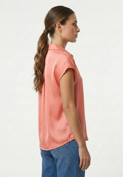 SATIN SHORT-SLEEVED SHIRT