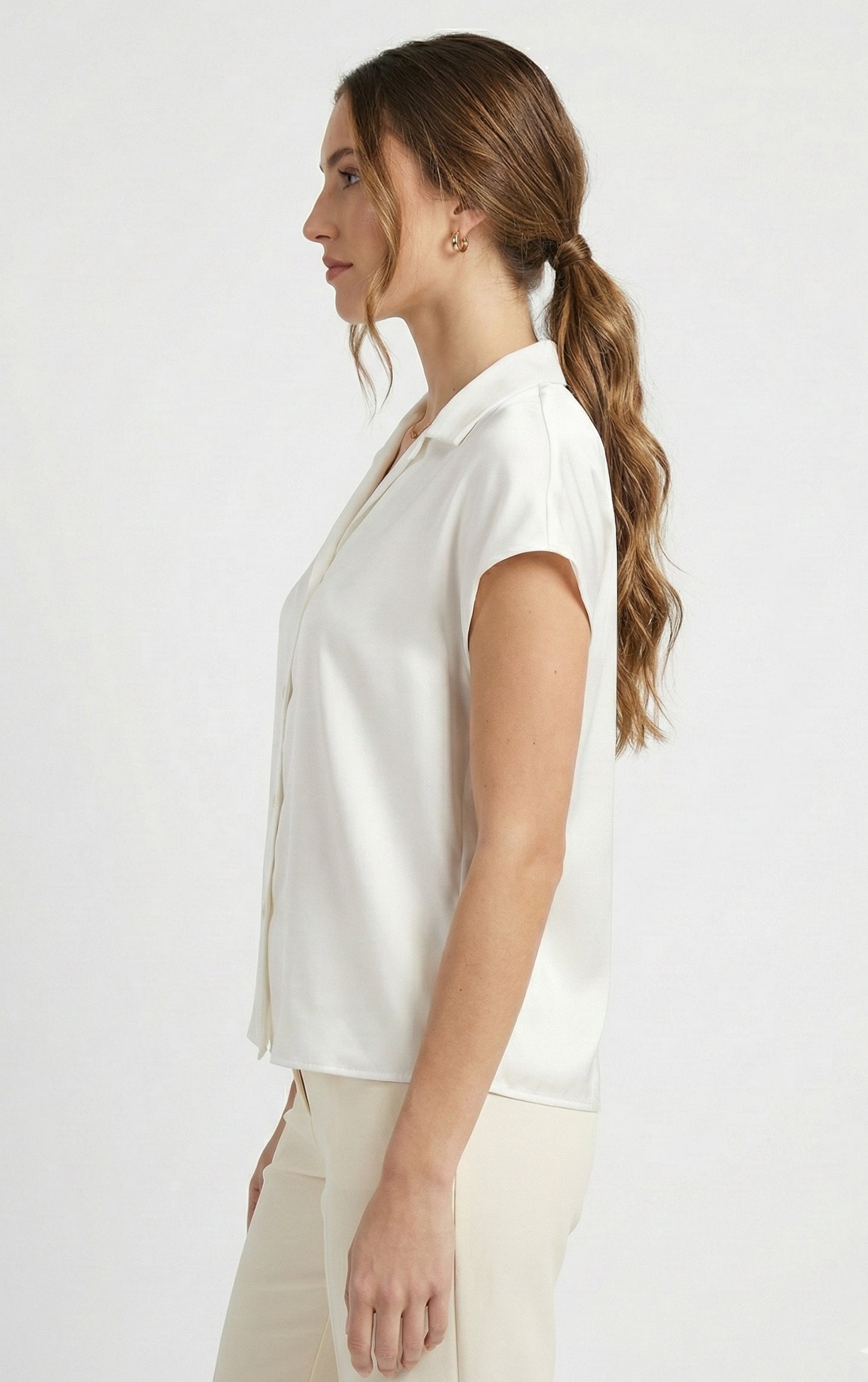 SATIN SHORT-SLEEVED SHIRT