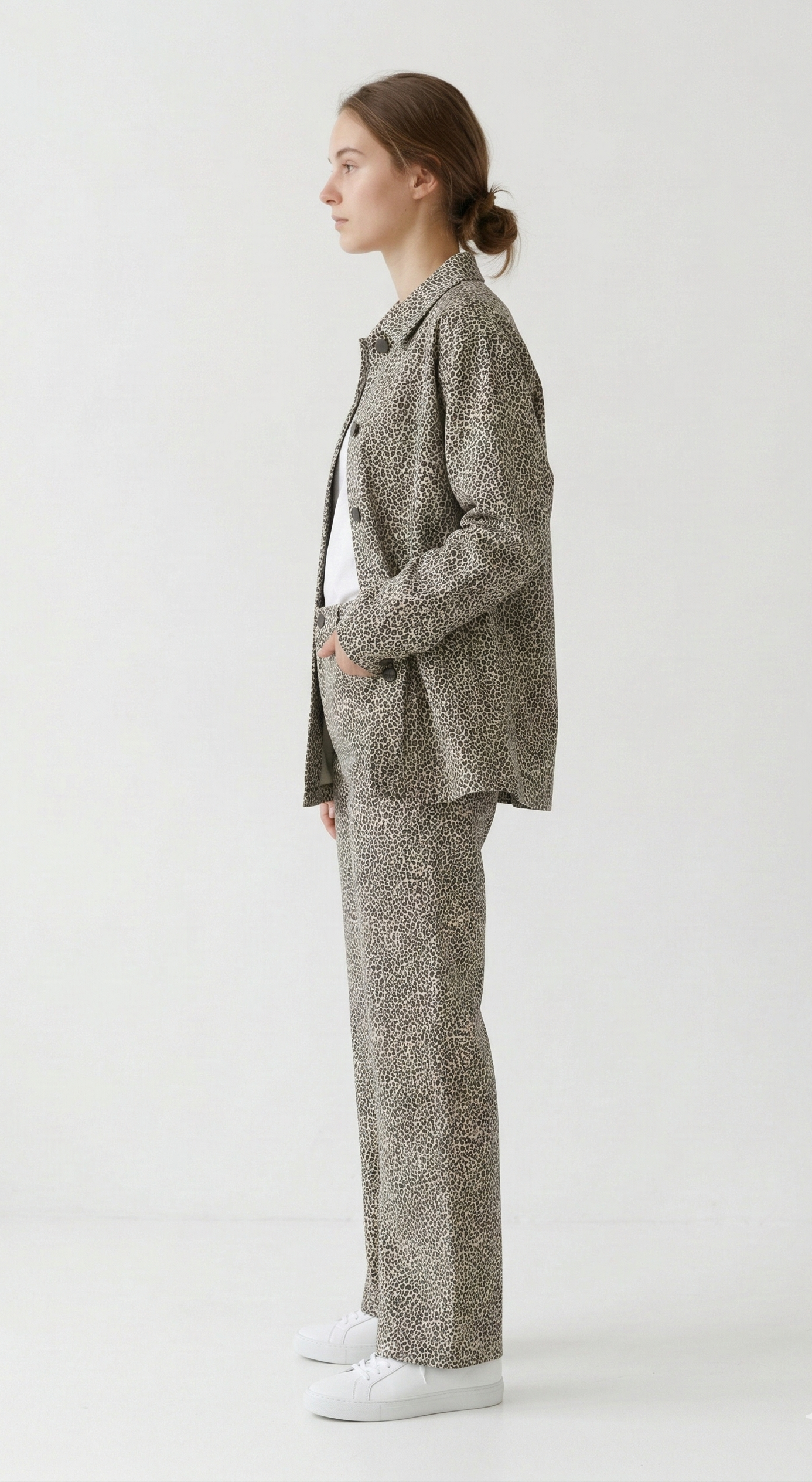 VESTE EN JEANS À IMPRIMÉ LÉOPARD