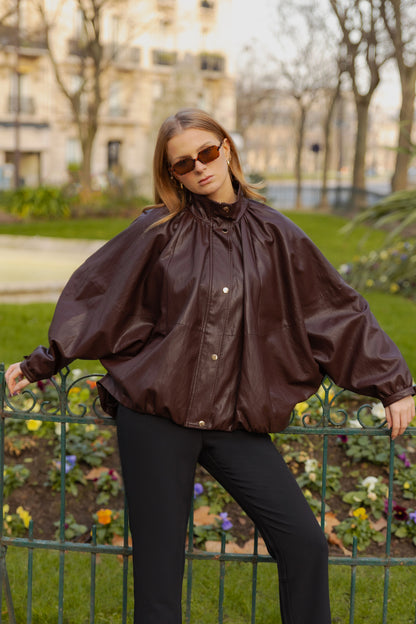 BLOUSON CAPE EN SIMILICUIR