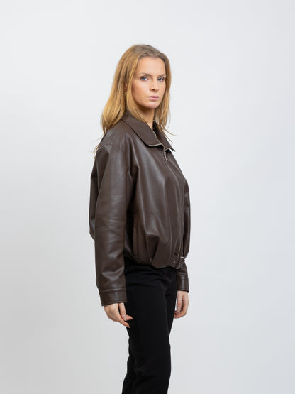 BLOUSON EN SIMILICUIR AVEC CEINTURE
