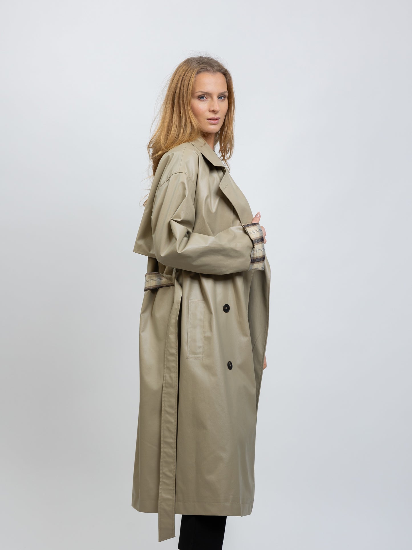 PLAID TRENCH COAT WITH BELT