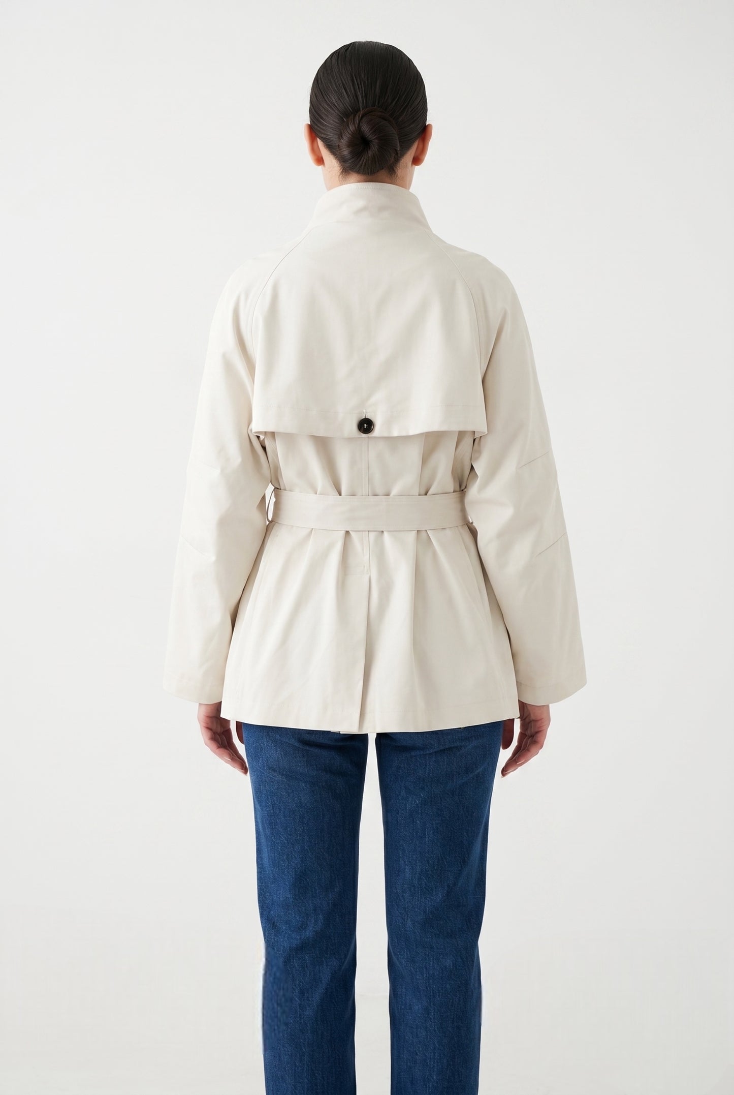 FITTED SHORT TRENCH COAT