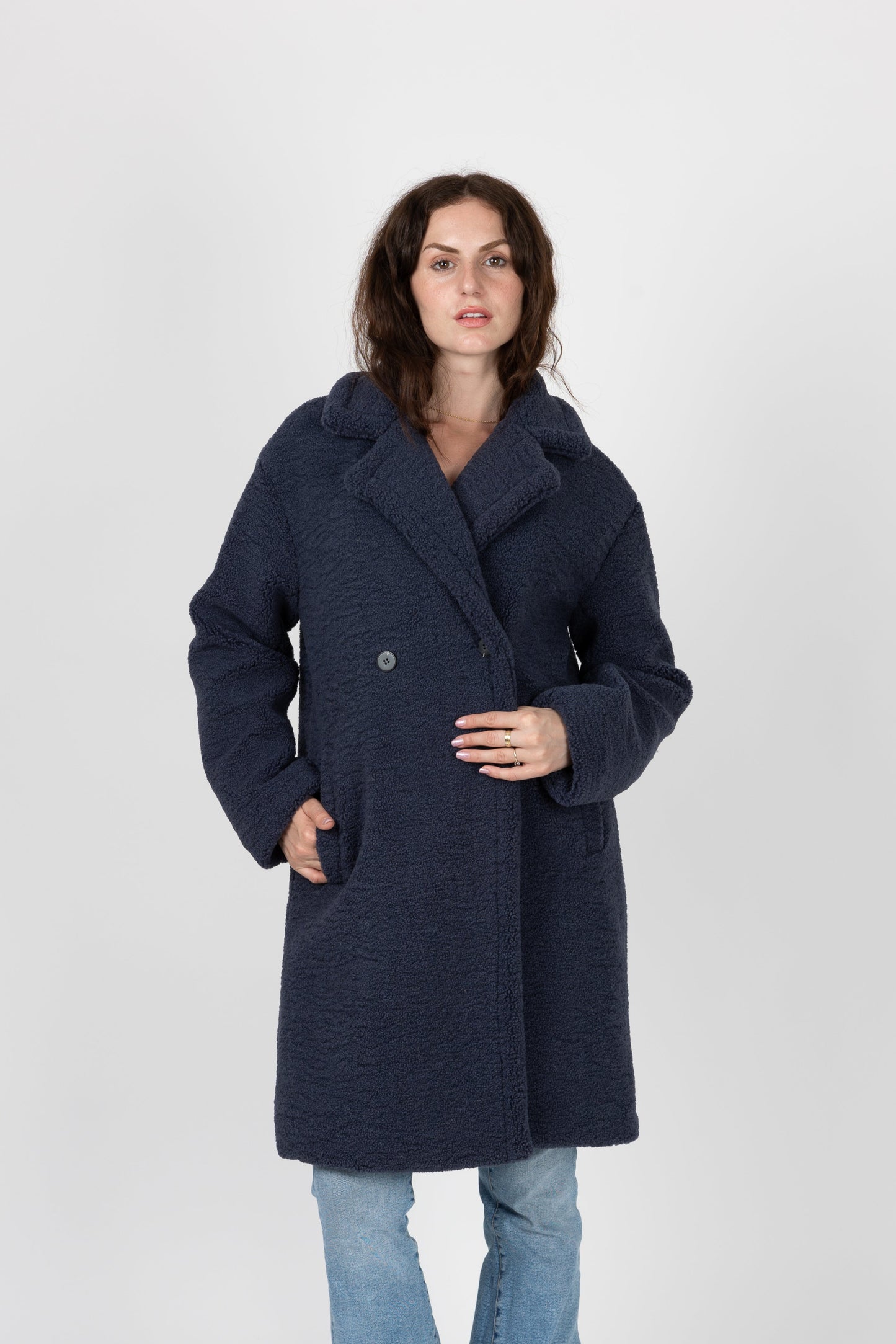 MANTEAU MI-LONG EN MOUMOUTE