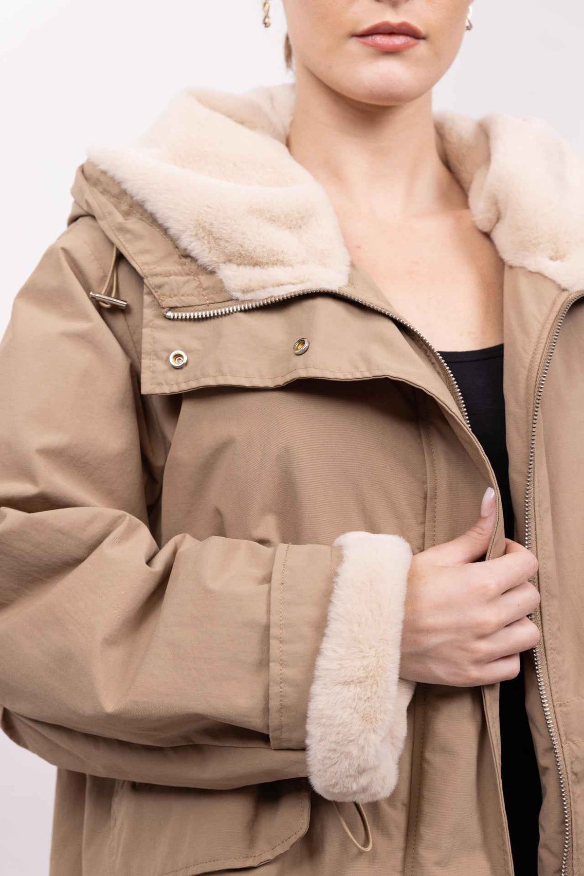 PARKA À CAPUCHE EN FAUSSE FOURRURE Femme - K-ZELL PARIS