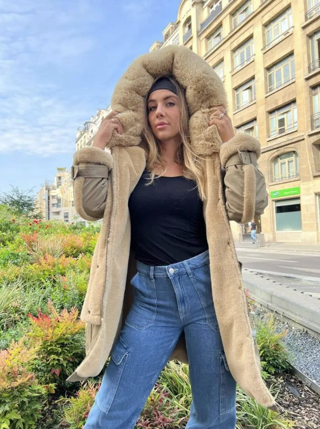 PARKA À CAPUCHE EN FAUSSE FOURRURE