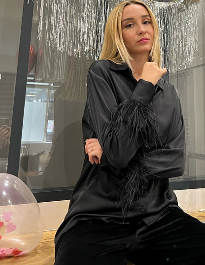 CHEMISE SATINÉE À PLUMES