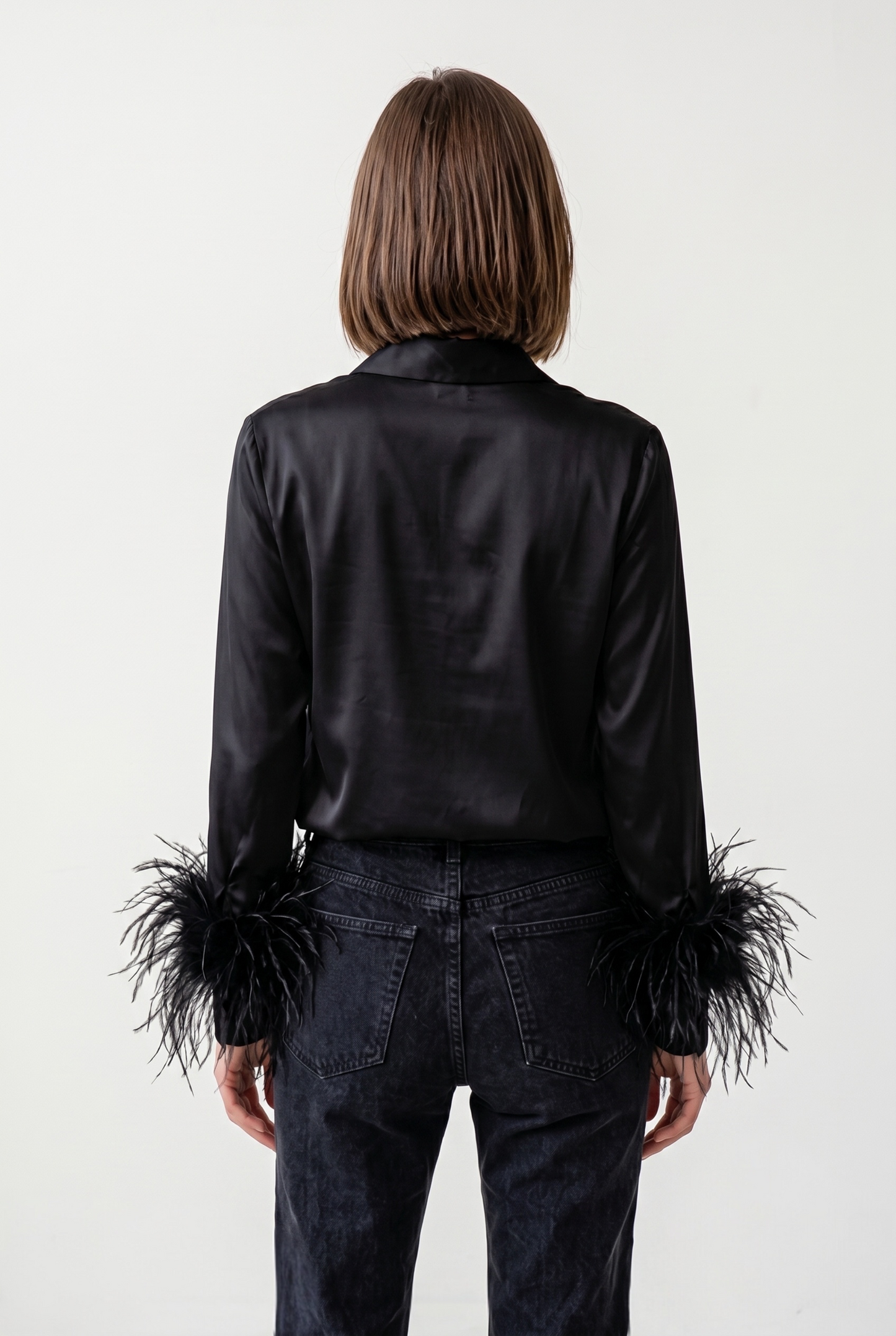 CHEMISE SATINÉE À PLUMES