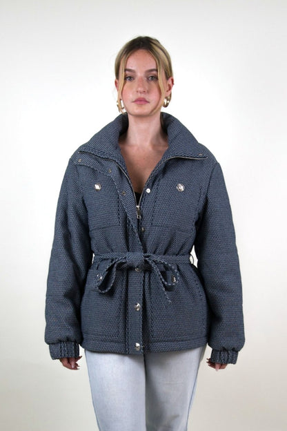 DOUDOUNE AVEC CEINTURE À NOUER