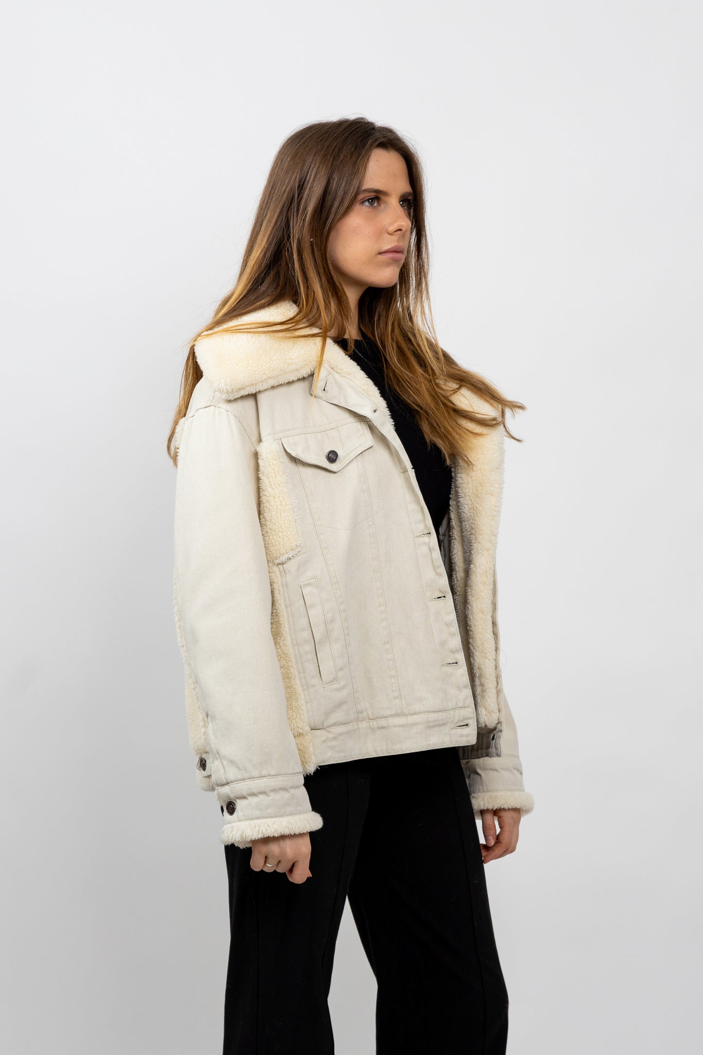 VESTE EN JEANS OVERSIZE DÉTAILS MOUTON