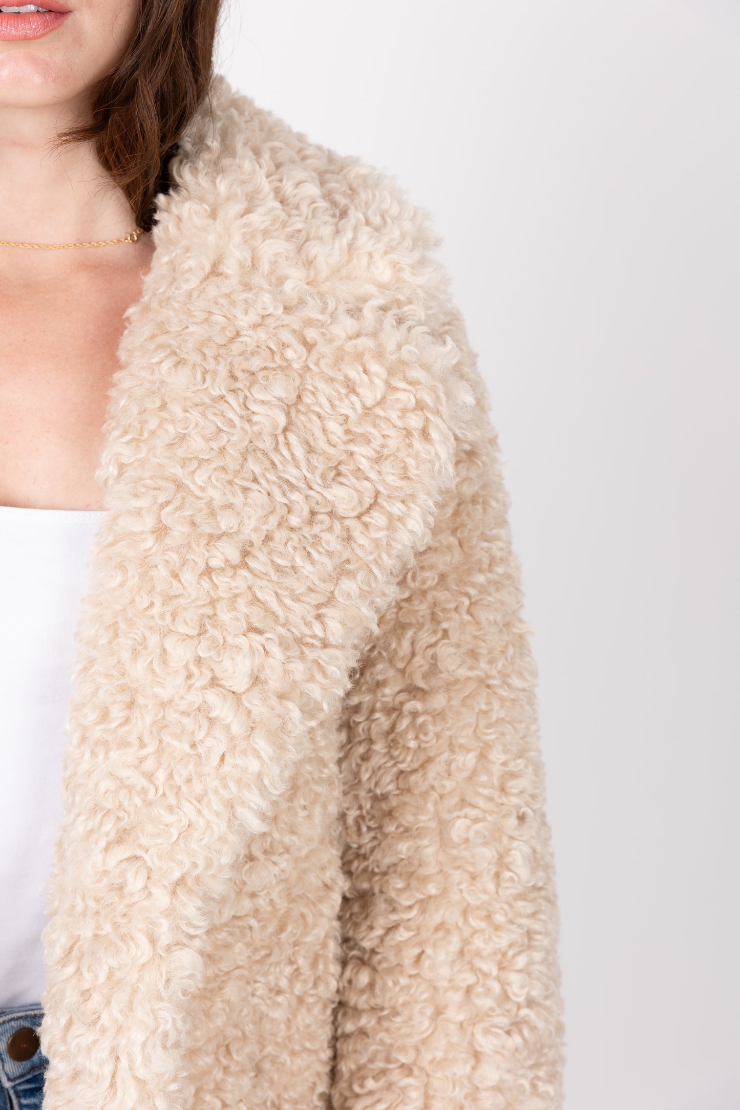 MANTEAU EN FAUSSE FOURRURE MOUTON