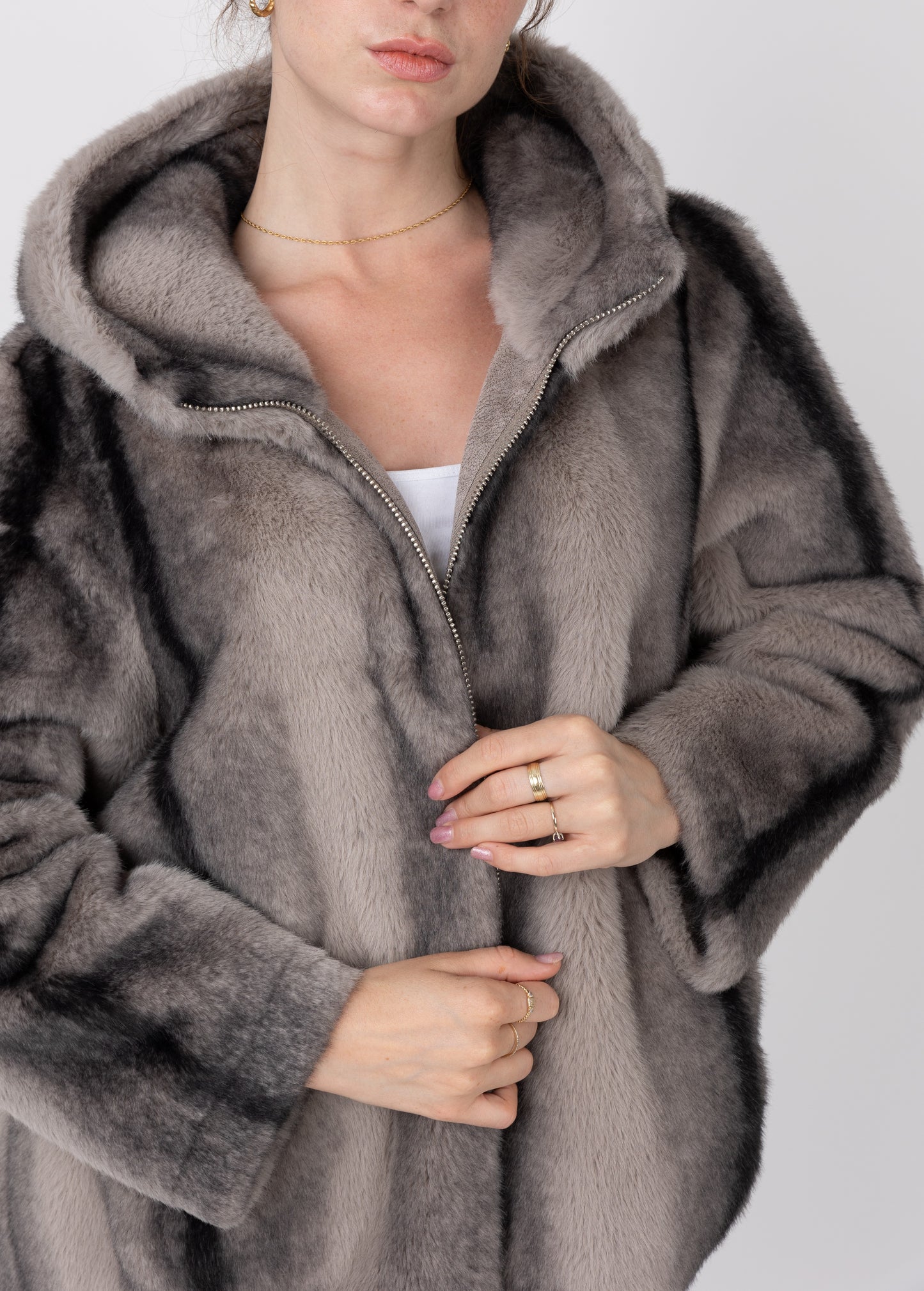 BLOUSON EN FAUSSE FOURRURE À RAYURES