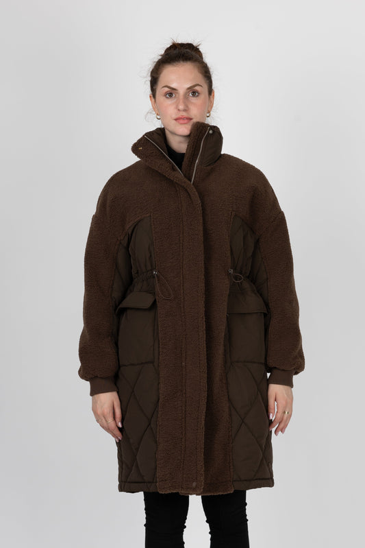 MANTEAU AVEC FAUSSE FOURRURE MOUTON
