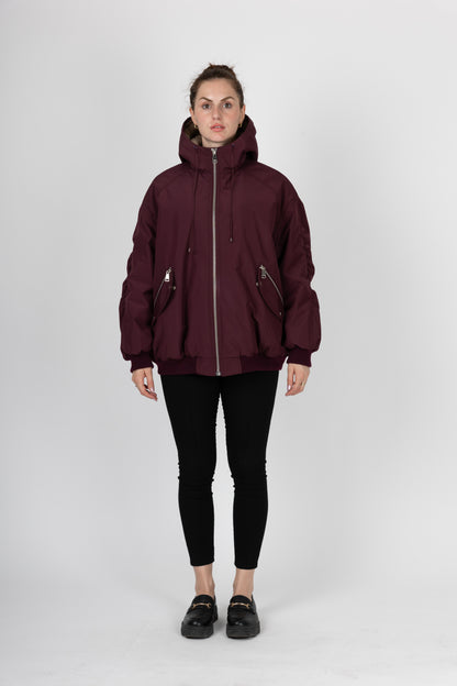 BLOUSON À CAPUCHE AVEC FAUSSE FOURRURE