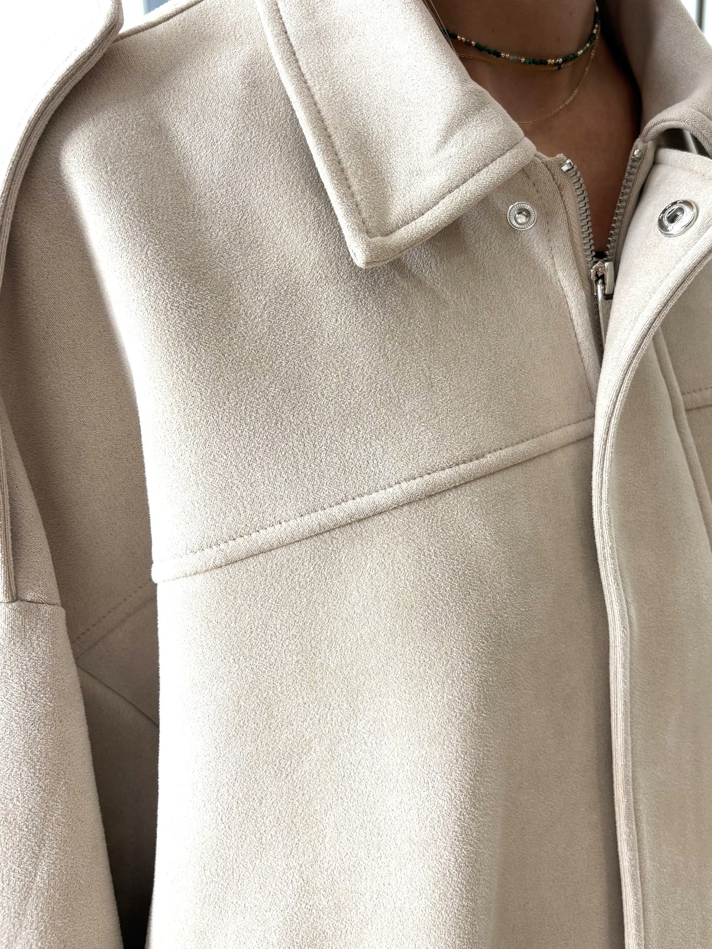 VESTE COURTE EFFET DAIM