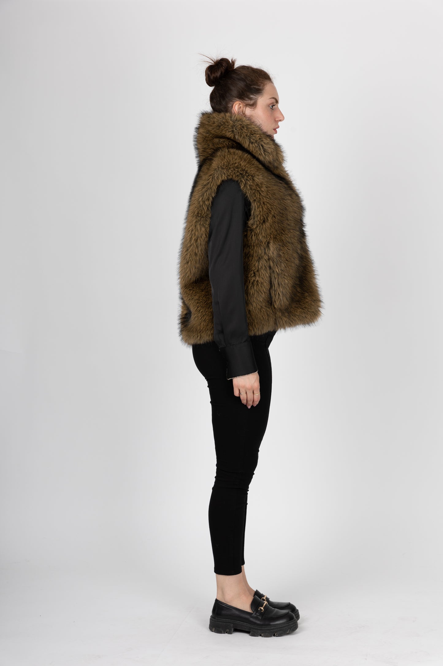 GILET SANS MANCHES EN FAUSSE FOURRURE