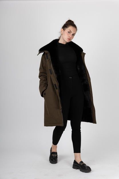 PARKA LONGUE AVEC INTÉRIEUR ET COL FAUSSE FOURRURE