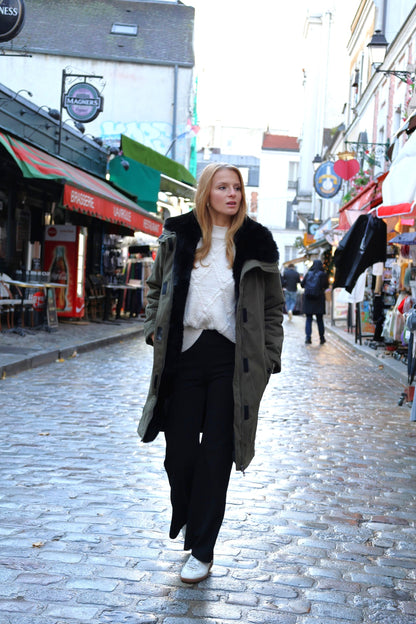 PARKA LONGUE AVEC INTÉRIEUR ET COL FAUSSE FOURRURE
