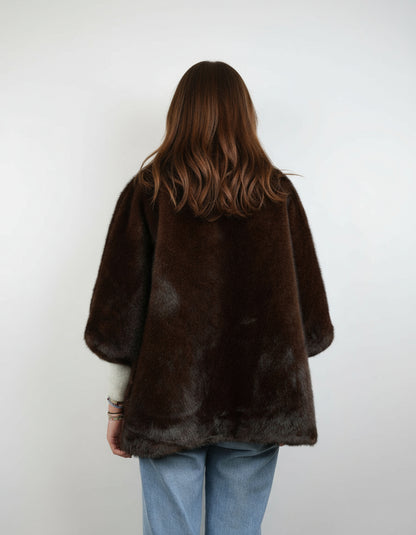 CAPE EN FAUSSE FOURRURE