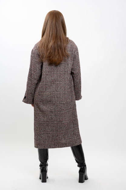 MANTEAU LONG EN LAINE À CARREAUX