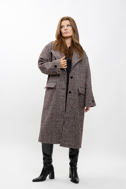 MANTEAU LONG EN LAINE À CARREAUX