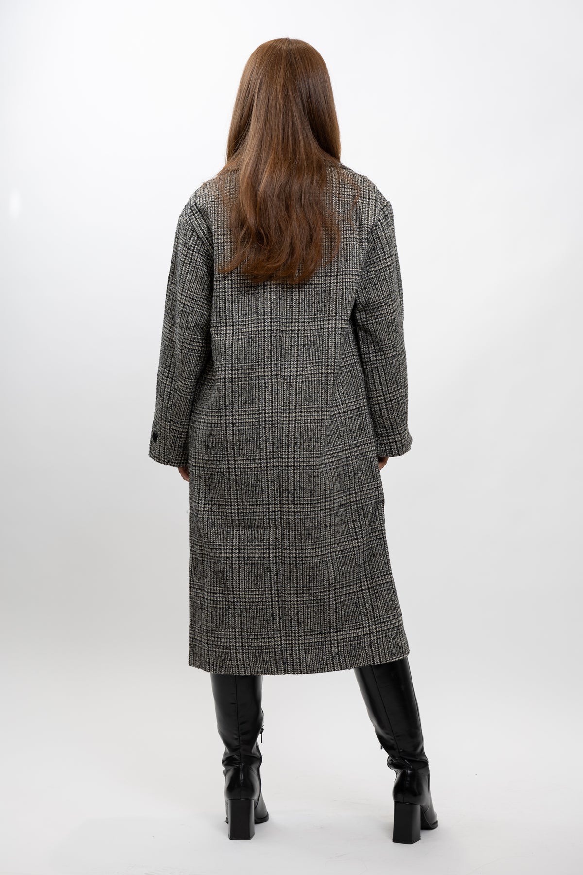 MANTEAU LONG EN LAINE À CARREAUX