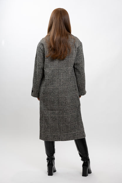 MANTEAU LONG EN LAINE À CARREAUX