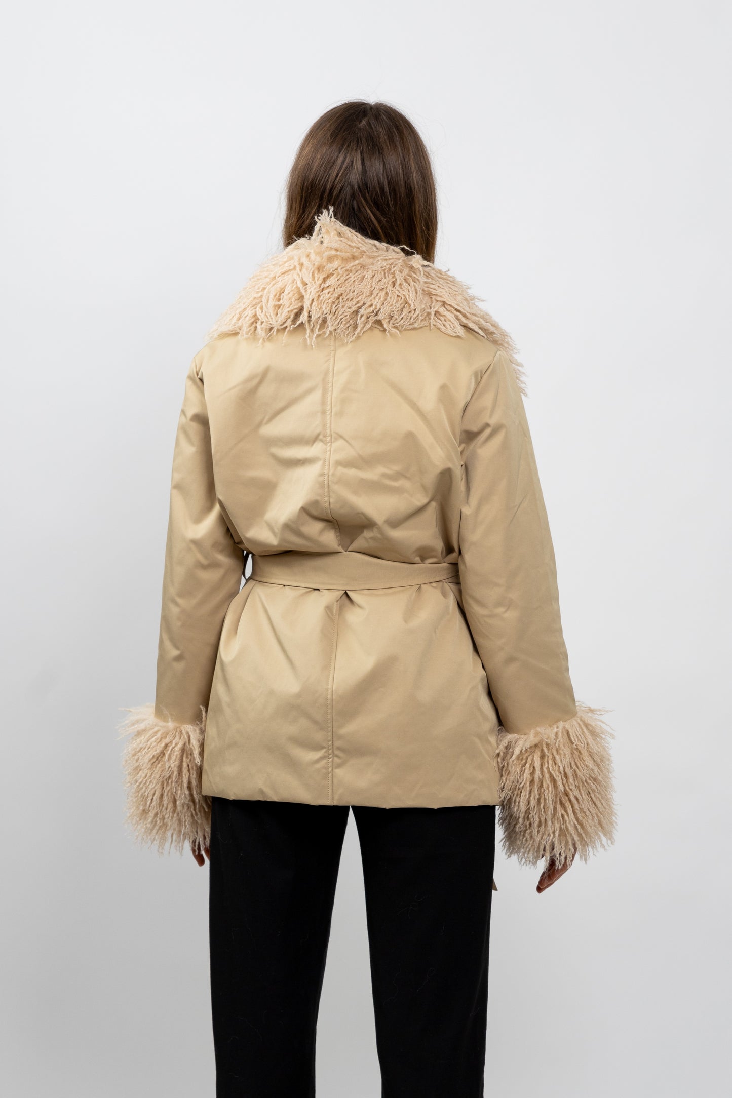 MANTEAU AVEC COL FAUSSE FOURRURE MOUTON DE MONGOLIE