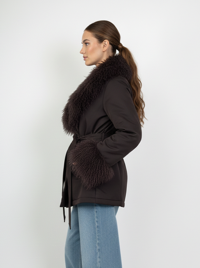 MANTEAU AVEC COL FAUSSE FOURRURE MOUTON DE MONGOLIE