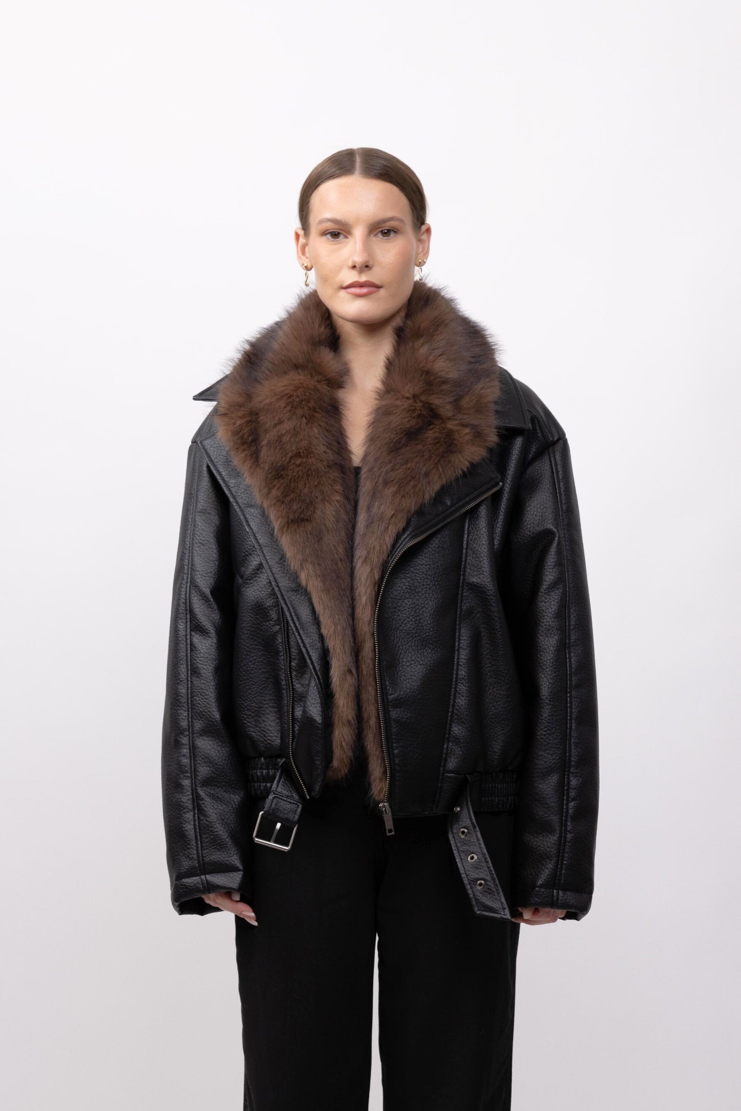 BLOUSON SIMILICUIR AVEC COL FAUSSE FOURRURE AMOVIBLE - K-ZELL PARIS