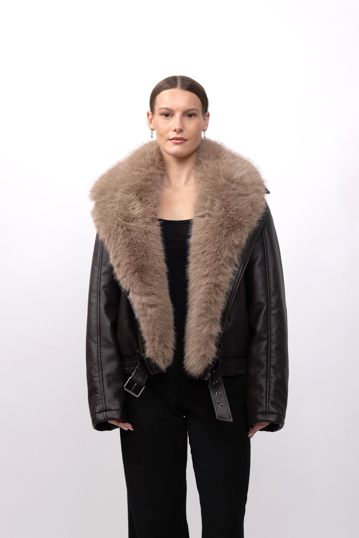 BLOUSON SIMILICUIR AVEC COL FAUSSE FOURRURE AMOVIBLE - K-ZELL PARIS