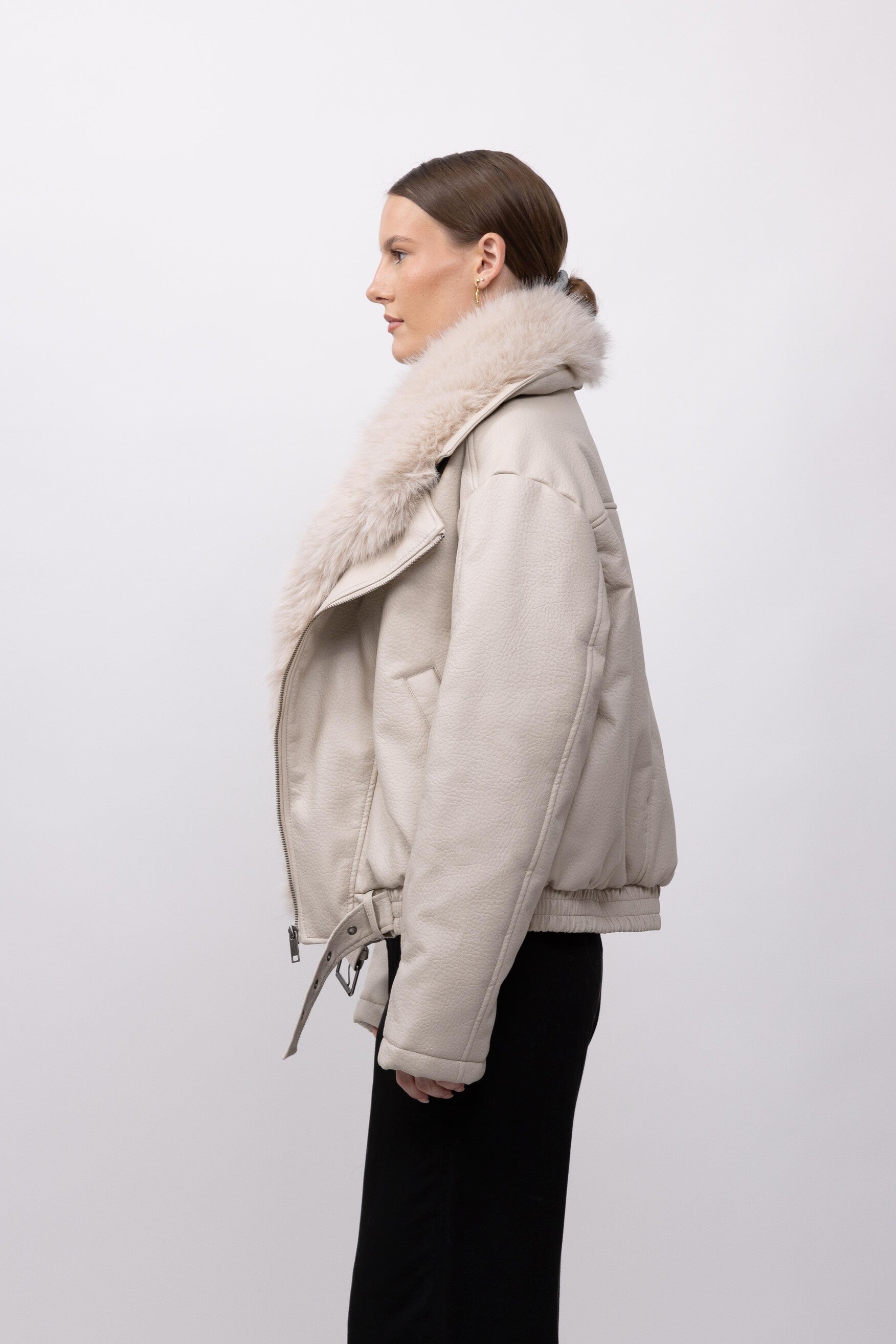 BLOUSON SIMILICUIR AVEC COL FAUSSE FOURRURE AMOVIBLE - K-ZELL PARIS