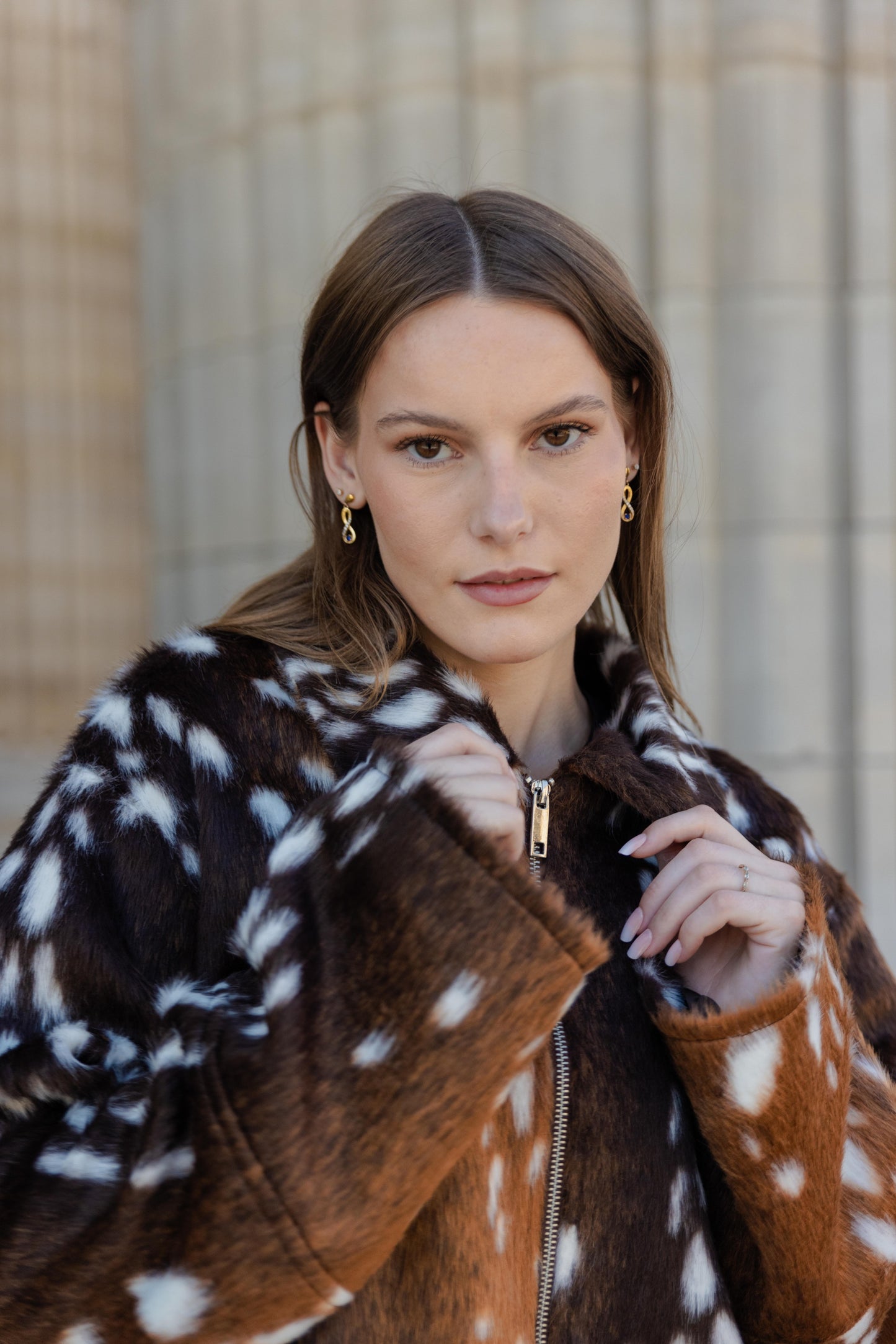 VESTE FAUSSE FOURRURE AVEC IMPRIMÉ BAMBI - K-ZELL PARIS