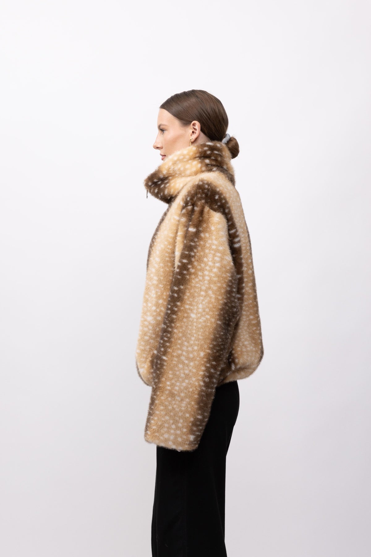 BLOUSON FAUSSE FOURRURE AVEC IMPRIMÉ BAMBI - K-ZELL PARIS