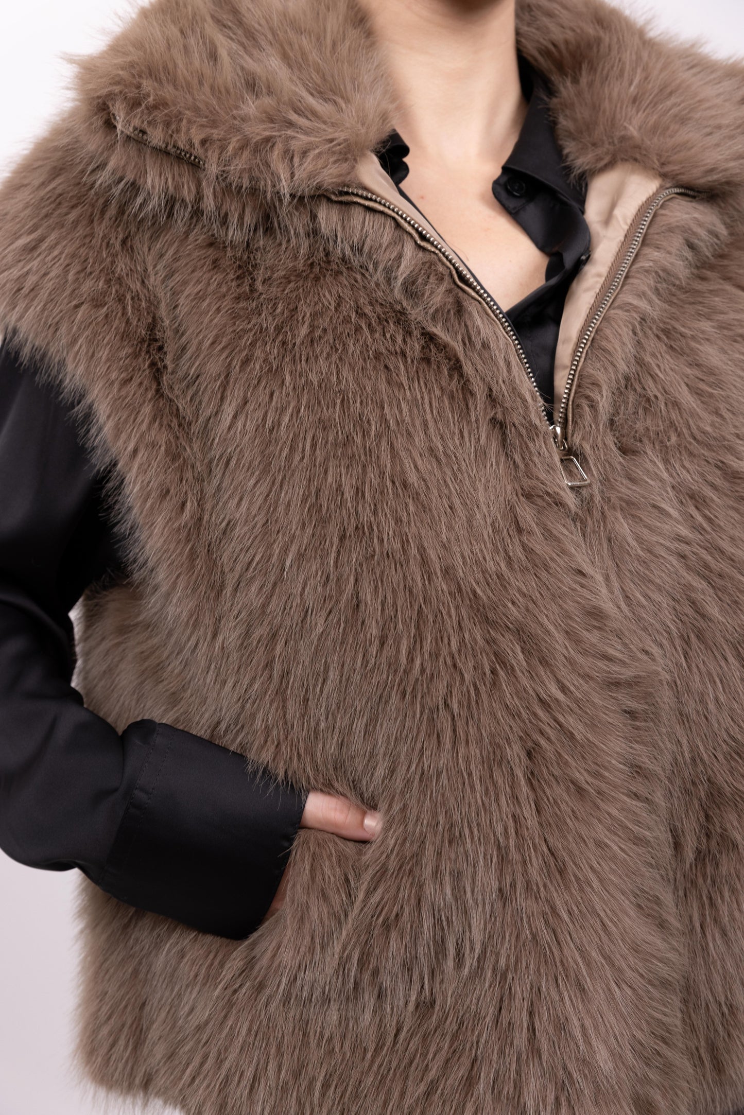 GILET EN FAUSSE FOURRURE EFFET RENARD - K-ZELL PARIS